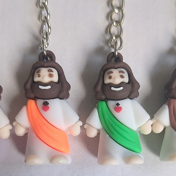 Jesus Keychain Pick Your Color - Picture 3 of 7